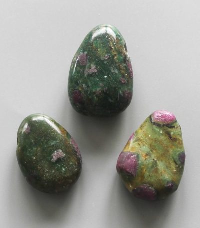 Ruby Fuchsite Tumble Pendant With Cross Hole 2.5mm 0.8-1.2 inch (2.2-3cm) A