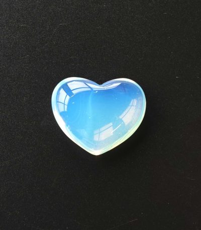 Opalite Heart old 0.6 inch (0.55 x 1.5 x 1.5cm) A/A+
