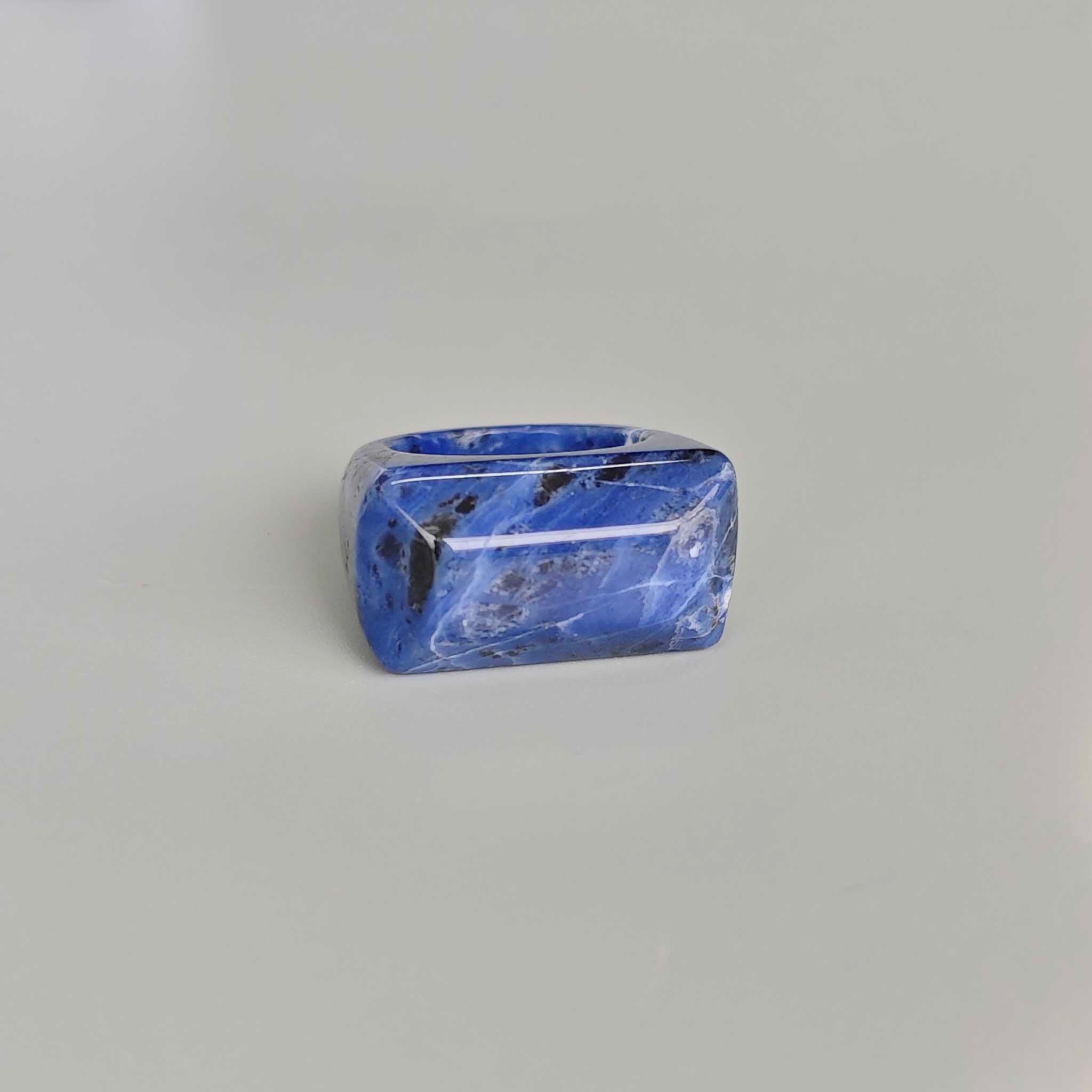 ce32c6ef89e07acb6bc056afd88c2a88 Sodalite Br Rectangle Faceted Ring 17x30x32mm A/A+