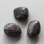 Ruby Schist Tumble Stone 1 inch (2-3cm) B