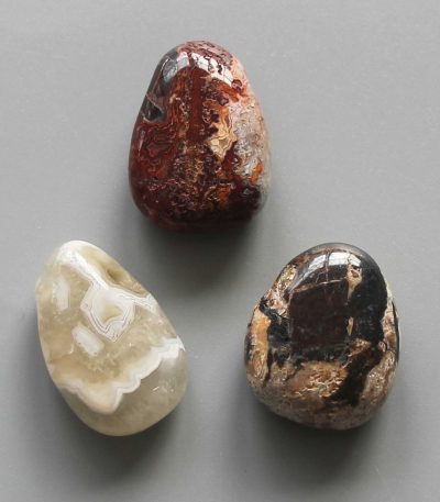 Crazy Lace Red & White Agate Tumble Pendant With Cross Hole 2.5mm 0.8-1.2 inch (2.2-3cm) A/B