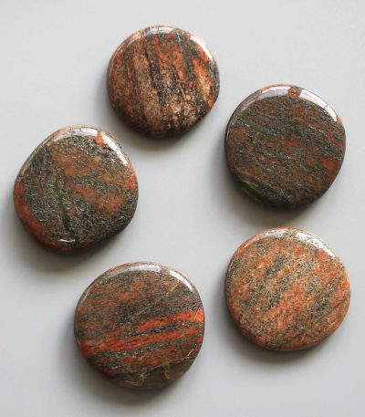 Unakite Banded Smooth Stone 1.6 inch (0.8-1 x 3.5-4.5cm) A/B