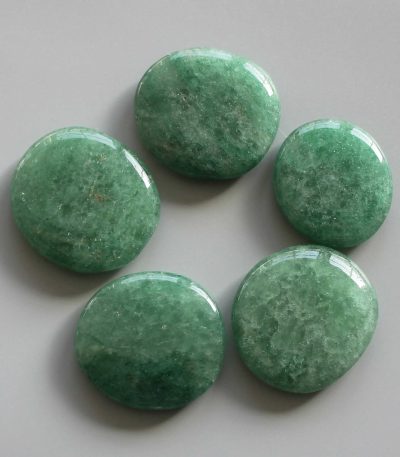 Green Strawberry Quartz Smooth Stone 1.6 inch (0.8-1 x 3.5-4.5cm) A/A+