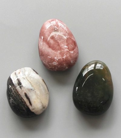 Sardonyx Jasper Tumble Pendant With Cross Hole 2.5mm 0.8-1.2 inch (2.2-3cm) A/B