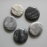 Net Jasper China Smooth Stone 1.6 inch (0.8-1 x 3.5-4.5cm) A/B